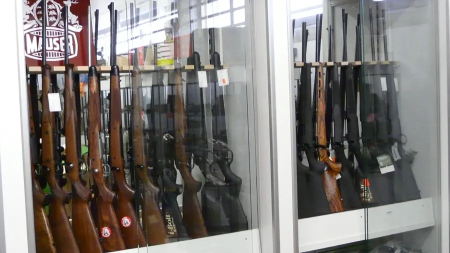 Repetierbüchsen mit montierter Optik
